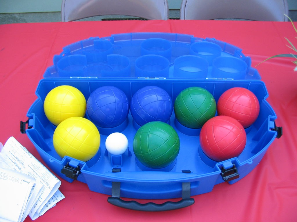 Bocce_set