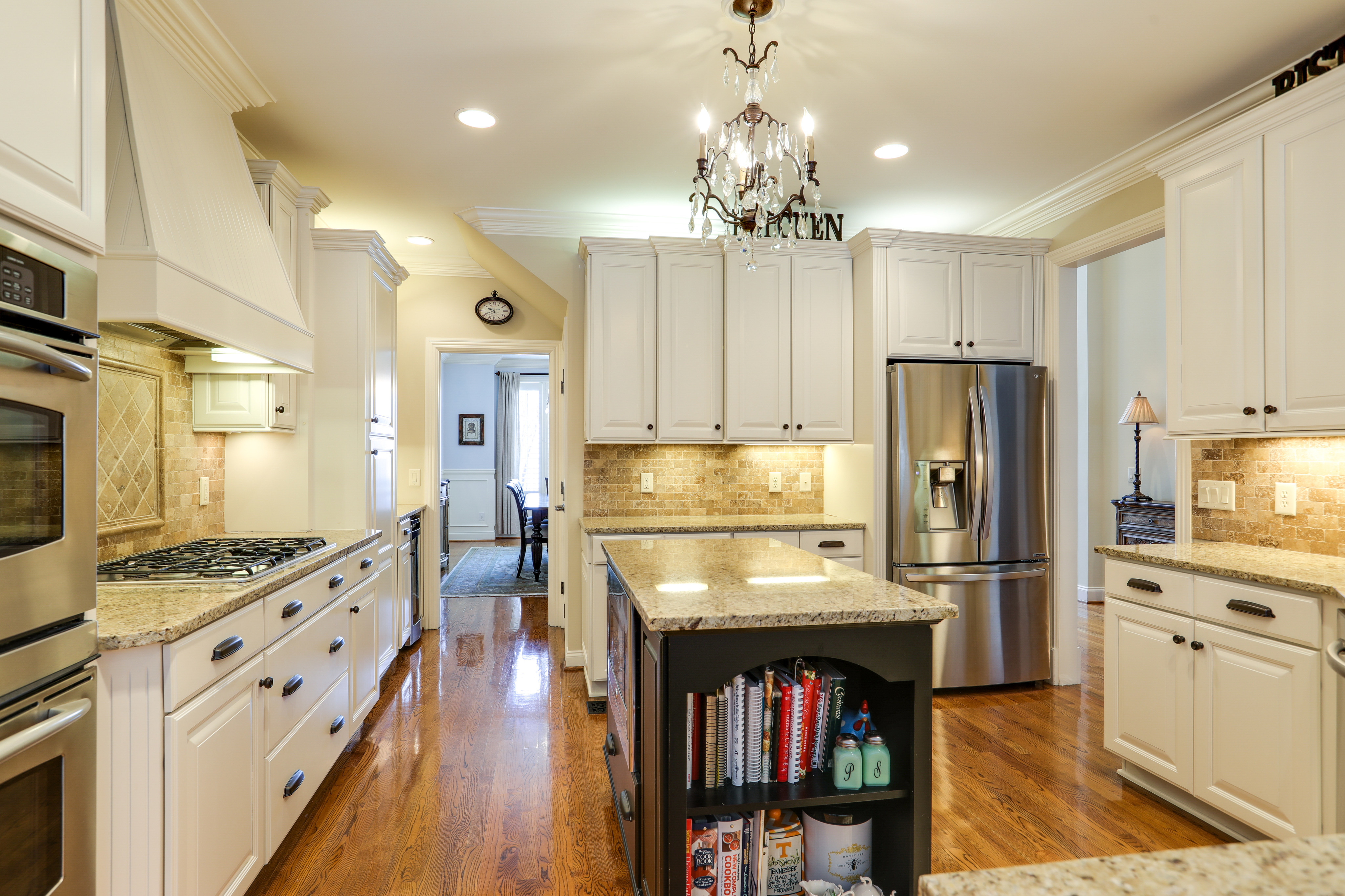 Gourmet Kitchen Brentwood Home for Sale